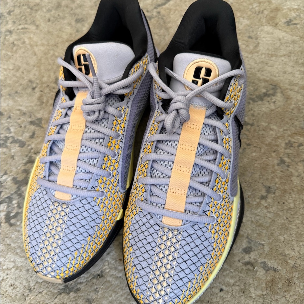 Sabrina Ionescu x Nike Unisex Sneakers: Lavender, hints peach, black and yellow